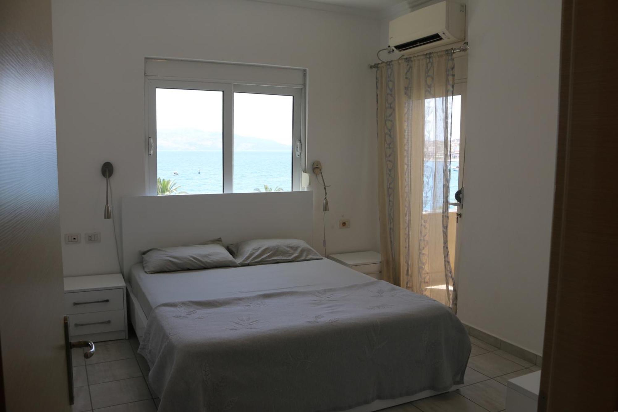 Robin Sea View Apartment Saranda Kültér fotó